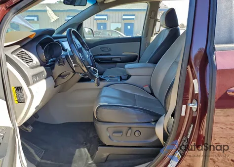 2020 Kia Sedona z USA, uszkodzony, nr VIN KNDMB5C19L6642876